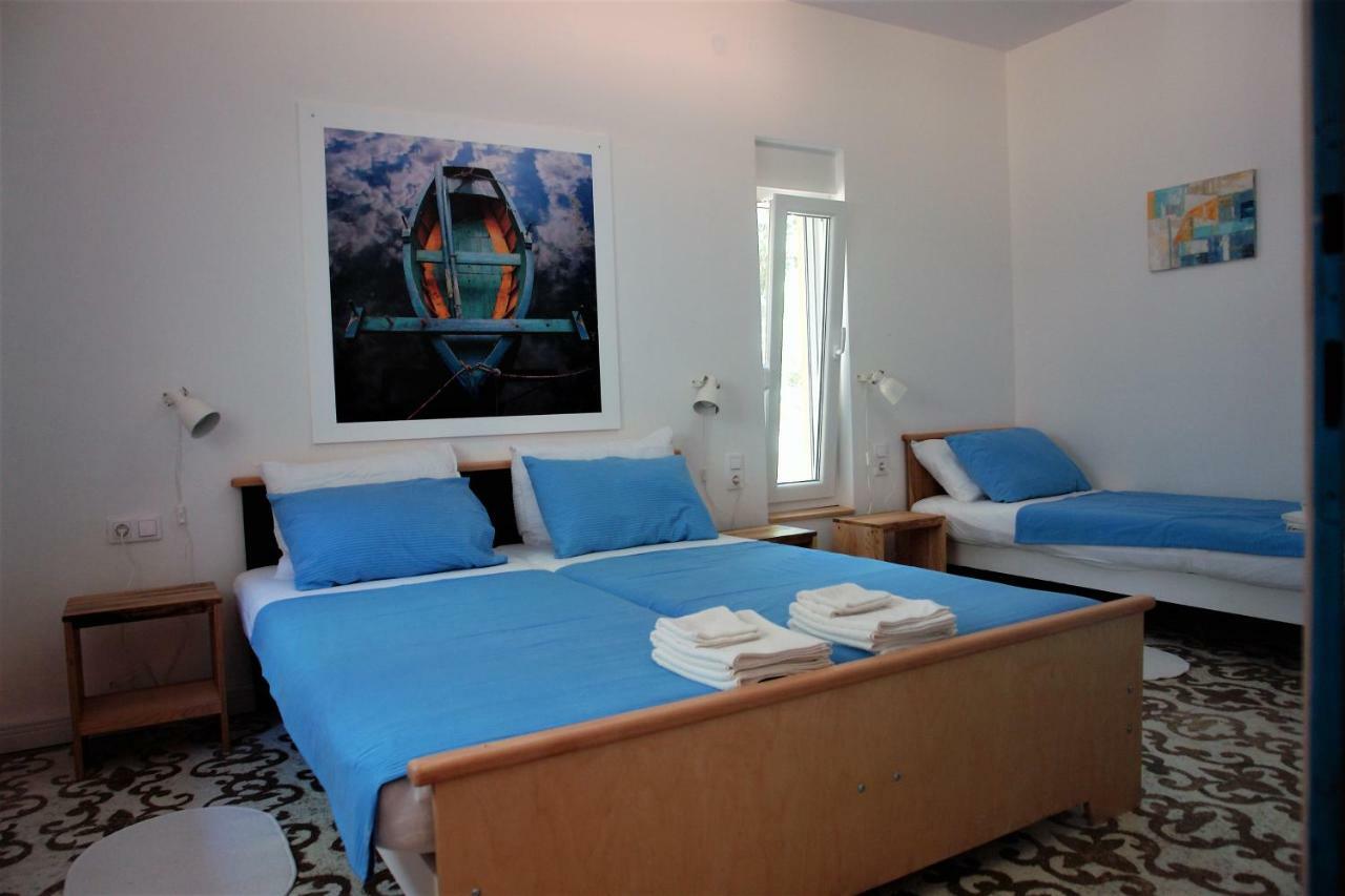 Quercus Apartment Stara Baška Eksteriør bilde